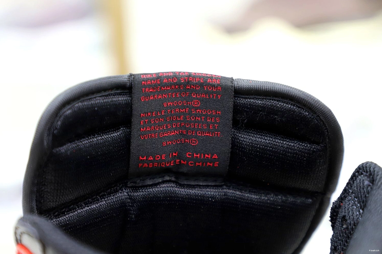 TOE' JORDAN HIGH 'BRED 1 OG AIR RETRO 0104